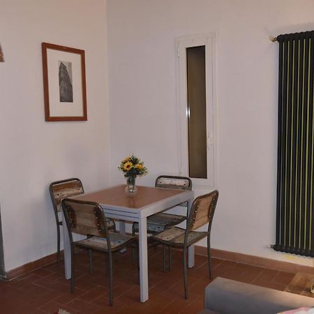 Appartamento Iranja Nest Firenze Bagian luar foto
